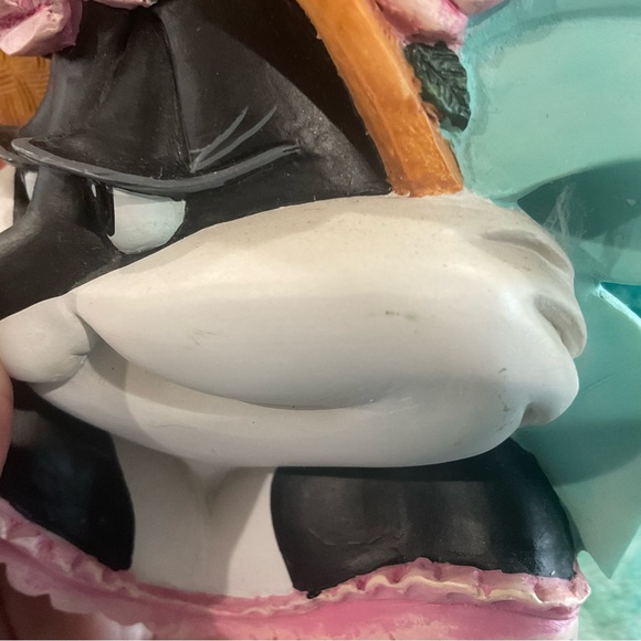 Vtg Pepe & Penelope On Parade 1996 Warner Brothers Costume Collection (set of 2) - Picture 12 of 12